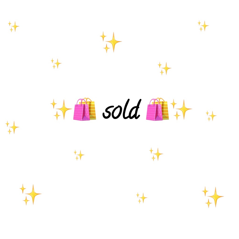 items beyond this point are sold ✨🛍️
